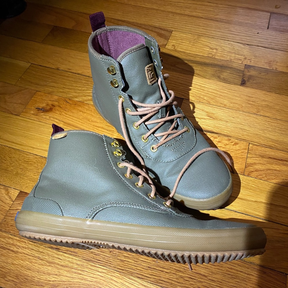 Keds High Tops Size 8.5